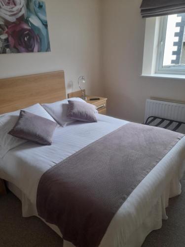 Armoy The Armada Bar And Restaurant Bed & Breakfast エクステリア 写真